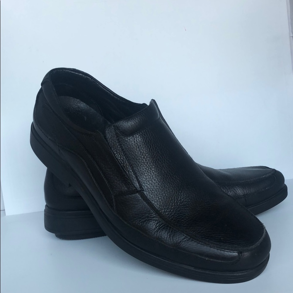 Gravity Defyer black leather slip-ons 15M EUC
